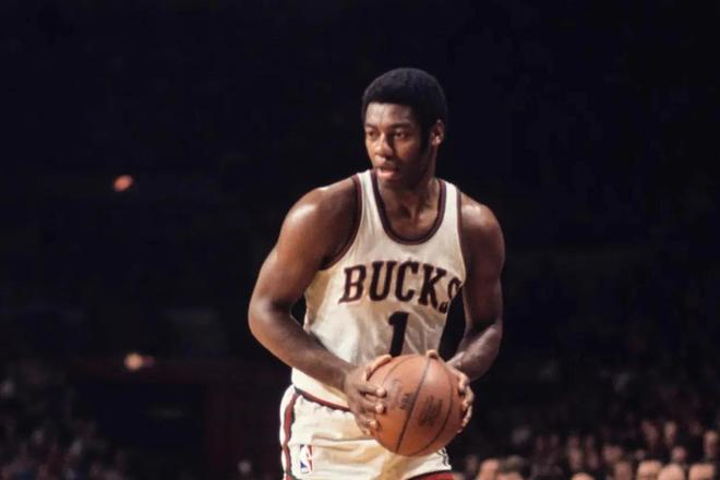 赛季至今饱 赛季至今饱