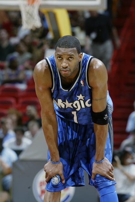 以伦纳德 以伦纳德